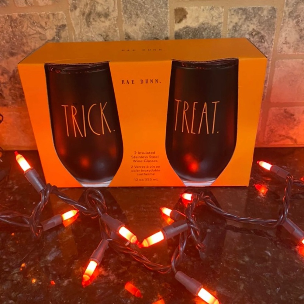 New Rae Dunn Trick & Treat‎ Halloween Wine Glasses